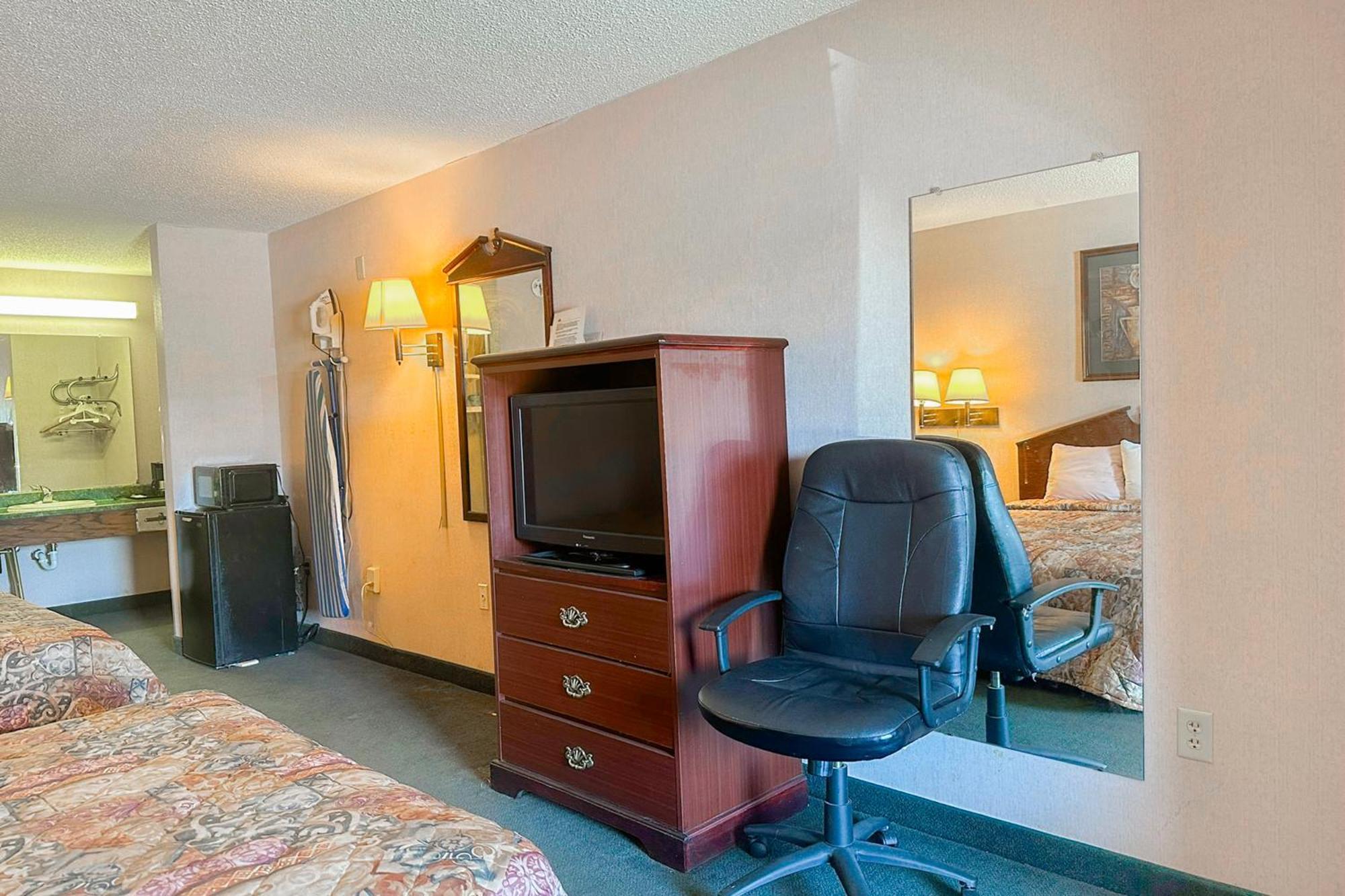 Oyo Hotel East Macon I-75 Extérieur photo